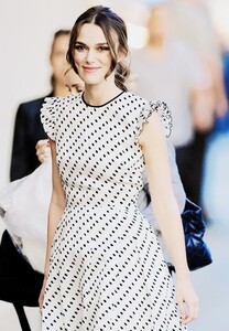 70d7f90e5b302c1f028f3af69f7c3782--keira-knightley-style-jack-wills.jpg