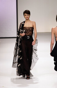 821302173_Valentino2000WomenRTW77.thumb.jpg.3ba74debc7bfaaf11e9a2759791bbeeb.jpg