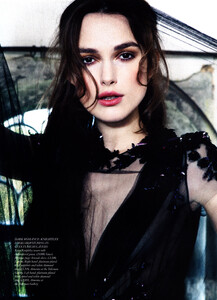 831780405_keira_knightley_0912_harpers_bazaar_uk_05_122_637lo.jpg