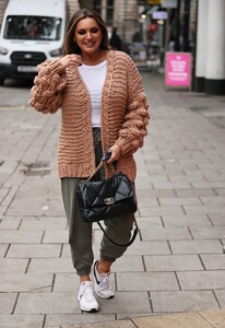        kel151020BZNimage123.jpg