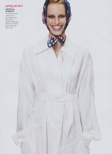 Amazing_Klein_US_Vogue_November_2001_12.thumb.jpg.5e67c62448597a3ca54b36db9cf4c7cb.jpg