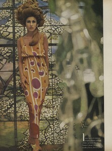 Art_Parks_US_Vogue_March_1st_1965_03.thumb.jpg.e17e2388e117071407d3510c15eb8b36.jpg