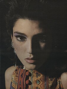 Beauty_Stern_US_Vogue_March_1st_1965_04.thumb.jpg.6baf09f99740961abd7f300ae6c7872a.jpg