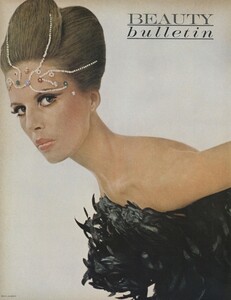 Beauty_US_Vogue_October_1st_1965_03.thumb.jpg.dd370596d1bd2ec4f707ed14550d58f6.jpg