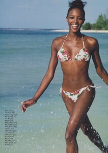 Bikini_Ritts_US_Vogue_May_1996_04.thumb.jpg.1e8ca0da405645b1d5e2979c5f54c6f7.jpg