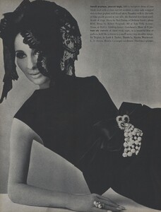 Black_Penn_US_Vogue_July_1965_05.thumb.jpg.5f39cb5de51f25aa35d70b5f08507ac7.jpg