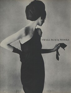 Black_Penn_US_Vogue_July_1965_07.thumb.jpg.f05f7aef1d1578102d59d86664ac1a2f.jpg