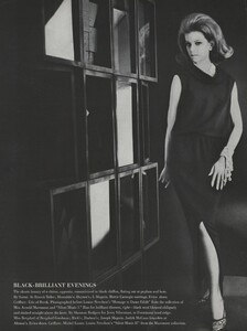 Brillant_Parks_US_Vogue_March_1st_1965_12.thumb.jpg.a1f3f3a9ec273bb1a8a79fe27b28c11c.jpg