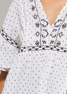 Charvi-Embroidery-Detailed-Top-5.jpg