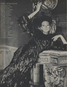 Clarke_US_Vogue_October_1st_1965_07.thumb.jpg.107da44e0cac8de721bb63d0367ad412.jpg