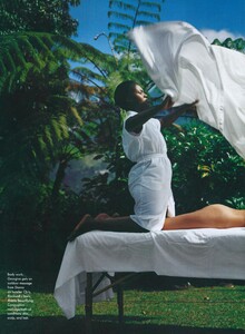 Comte_US_Vogue_April_1998_11.thumb.jpg.d136831b7b0589e6e19d40d8f64d3aa9.jpg