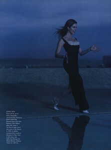 Comte_US_Vogue_March_1999_03.thumb.jpg.1667c891bf6daeb893b9dd1e89653e80.jpg