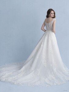 D267-SnowWhite-B_a87efb692e79826fef0df607e21e99ed.jpg