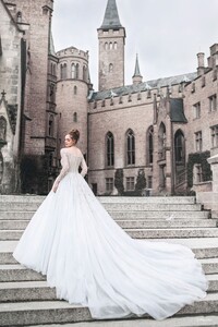 DP253-Cinderella-AD7_a87efb692e79826fef0df607e21e99ed.thumb.jpg.3d7a5a019c61ef0ab78b4611db99b485.jpg