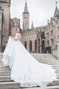 DP253-Cinderella-AD8_a87efb692e79826fef0df607e21e99ed.thumb.jpg.c5e7c7357ab3d092b3832e49cb6174c5.jpg