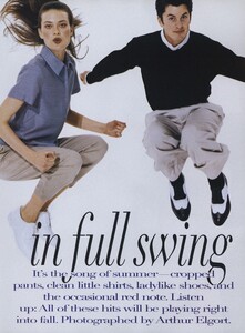 Elgort_US_Vogue_July_1998_02.thumb.jpg.056a2c0ca23e2240724ad5d2d2559217.jpg