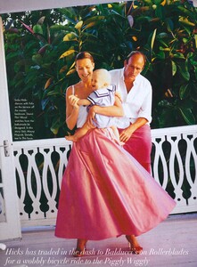 Elgort_US_Vogue_May_1998_10.thumb.jpg.53ca3b7389a0dac210ad4c1c447c8e7e.jpg