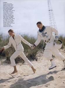 Elgort_US_Vogue_November_1998_17.thumb.jpg.5df6db85a7b7815463649c530e93b909.jpg