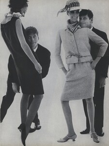 Fashion_Stern_US_Vogue_March_1st_1965_06.thumb.jpg.a85443fb6470070f263d550dfc933ba0.jpg