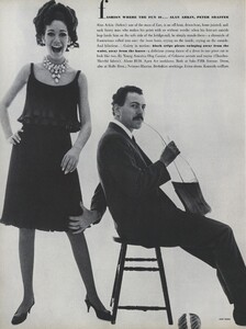 Fashion_Stern_US_Vogue_March_1st_1965_09.thumb.jpg.7023ed73fc15503d0ddcc0e110a5d767.jpg