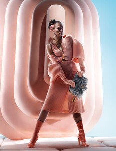 Fendi-AW20-09.jpg