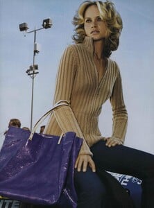 First_Meier_US_Vogue_August_1999_02.thumb.jpg.b8f48f90870fed3c98240c6617d82aa0.jpg