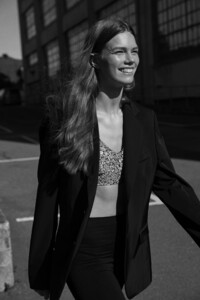 Frederikke-Langetoft-Blow-Models10-scaled.jpg
