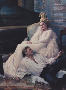French_Leibovitz_US_Vogue_May_2004_10.thumb.jpg.e4a4e3ac1ac6dc05c47b8dd40f07bca0.jpg