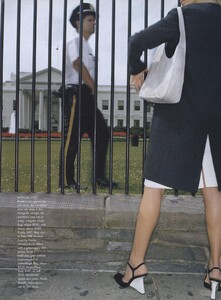 Graphic_Meier_US_Vogue_November_1998_04.thumb.jpg.75ea2b6b06f4d69c16d61f027c429dde.jpg