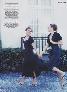 Hanson_US_Vogue_February_1994_08.thumb.jpg.97f8ef3a388f916d81ed0af69ee5fb0c.jpg