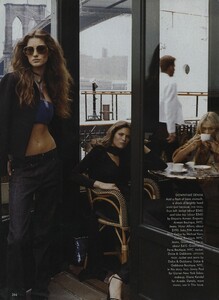 Indigo_Meisel_US_Vogue_July_1999_09.thumb.jpg.432700bca29504d256c1e09aac03604c.jpg