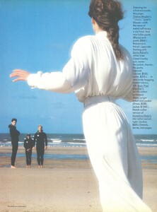 Issermann_US_Vogue_February_1987_04.thumb.jpg.ac31f6fb8d9ce681b4e6f9b6fae063b5.jpg