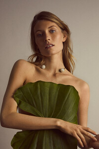 Jonas-Muller-Vogue-Caroline-Lossberg-7.jpg
