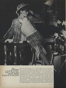 Klein_Clarke_US_Vogue_March_15th_1965_07.thumb.jpg.aaa441a0c244daa56573c0d5a7b06aaa.jpg