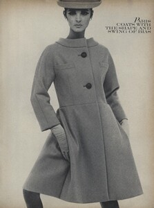 Klein_Clarke_US_Vogue_March_15th_1965_10.thumb.jpg.016541deadb936762ae8224dd46ecd6a.jpg