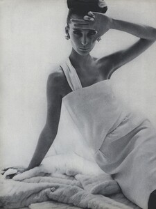 Klein_US_Vogue_March_1st_1965_16.thumb.jpg.9b44667311dc0016fdefe95e240bad71.jpg