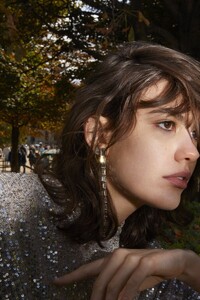 Laura-Pigatto-Blow-models-6.jpg