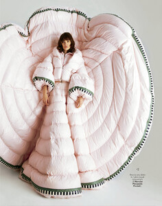 Laura-Pigatto-Blow-models-7-scaled.jpg