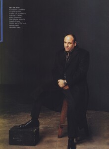 Leibovitz_US_Vogue_November_2001_01.thumb.jpg.f4aa768aee2023a87138cbd355366d8f.jpg