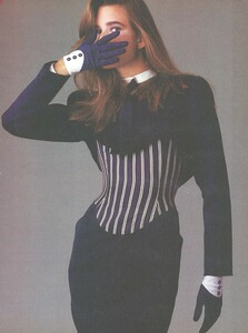 Maser_US_Vogue_February_1987_04.thumb.jpg.1d6bf081f63b82cc70ecf4639c095a53.jpg