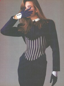 Maser_US_Vogue_February_1987_04.thumb.jpg.28cfb2520ce5904d4995fb0ce7a7a8e3.jpg