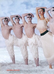 Meisel_US_Vogue_December_1998_07.thumb.jpg.53d5f0a1a7b73b04bb9cc8da5336f256.jpg