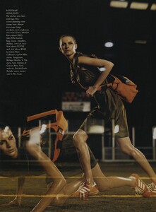Meisel_US_Vogue_February_1999_07.thumb.jpg.c400efa9e2cdd4b94d295c868fda50c8.jpg