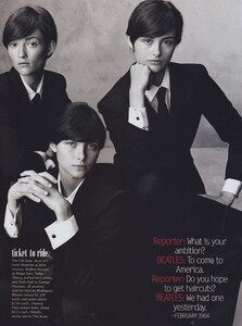 Meisel_US_Vogue_November_2001_04.thumb.jpg.16b7f4cb2a3d49f60014a0208c2bd66a.jpg