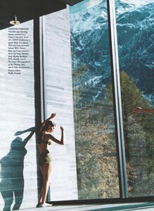 Newton_US_Vogue_January_1999_01.thumb.jpg.0978babb91533c855402404d13bc843a.jpg