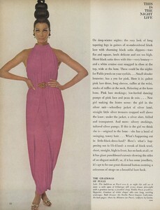 Night_Penn_US_Vogue_October_15th_1965_03.thumb.jpg.7e94bcb8d47f8493a9564f159cf82c22.jpg