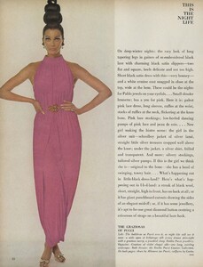 Night_Penn_US_Vogue_October_15th_1965_03.thumb.jpg.aefc7f6b33caedf9ec324829d87f6941.jpg