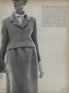 Norell_Stern_US_Vogue_March_15th_1965_04.thumb.jpg.a76a986d33e16f2171e010df387a1fd0.jpg