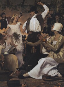 Romance_Meisel_US_Vogue_June_1998_08.thumb.jpg.cb73b30e88c9d05f8dcf4c70b8af5700.jpg