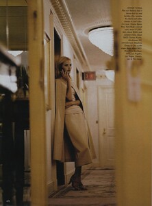 Scene_Meisel_US_Vogue_March_1999_09.thumb.jpg.7933e2ec1a76d61f8276911b6a800c9b.jpg